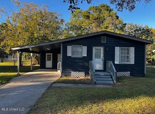 3513 Sherlawn Dr, Moss Point, MS 39563