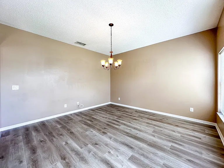 2776 Cabernet Cir — Photo 8