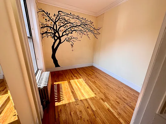 Rented by Garfield Realty  | media 16