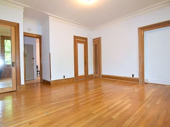 5th image of 268 W 91st St APT 4A