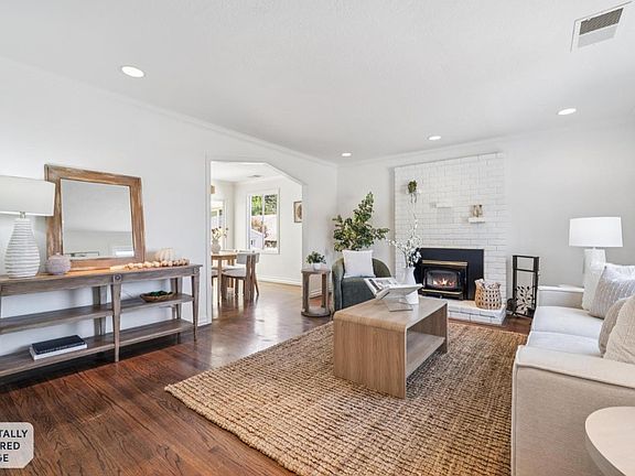 4th image of 330 Paloma Ave