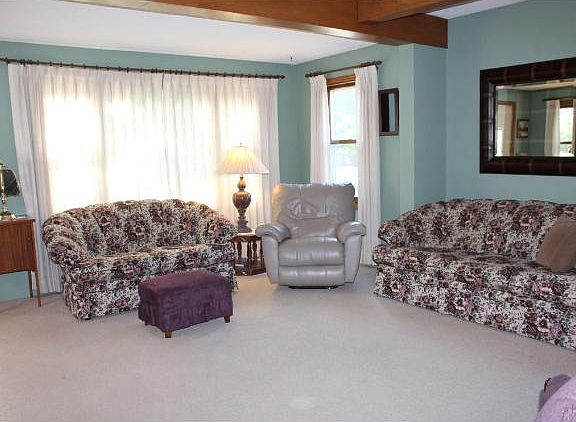 2nd image of 1008 9th Ave N