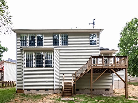 5th image of 5605 Edgeweir Ct