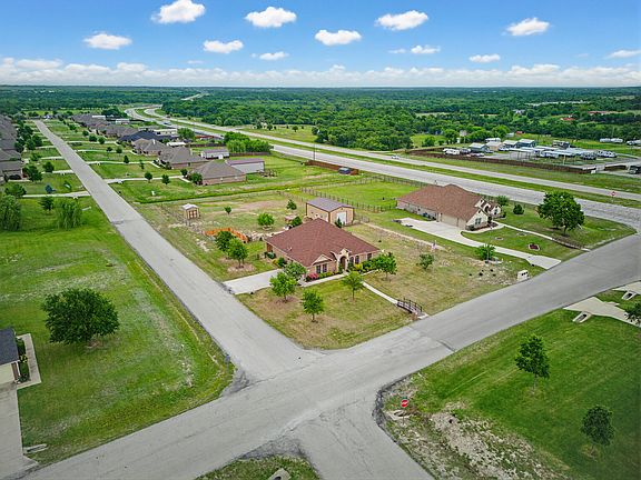 3rd image of 122 Highland Hills Blvd