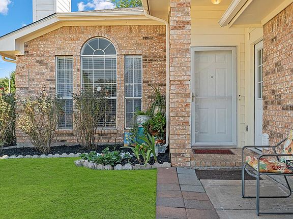 2nd image of 8303 Royal Grove Court