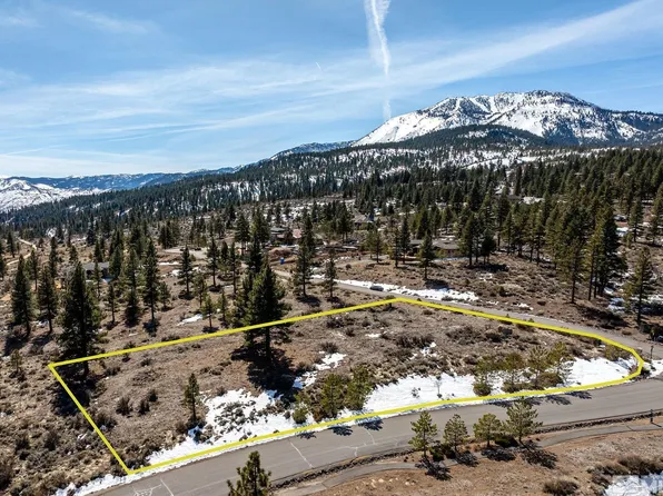 600 Sand Cherry Ct, Reno, NV 89511