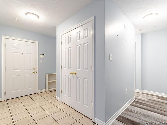 5th image of 158 Hanwell Rd #107