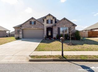 501 Sunset Dr, Cave Springs, AR 72718