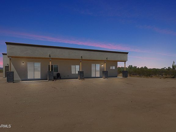 3rd image of 25025 W Chaparosa Way