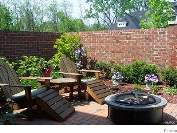 2nd image of 3878 Appaloosa Dr #1