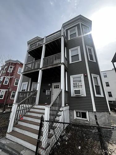 126 Armandine St #2 Photo 1