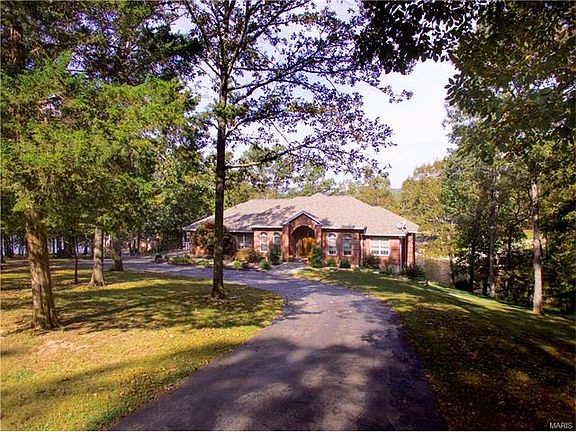 4th image of 13362 Lakewood Dr