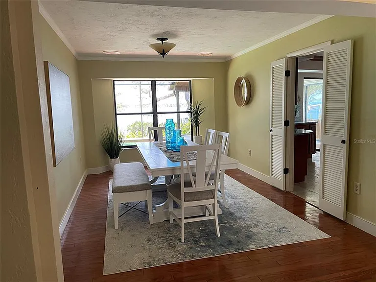 421 Waterside Ln — Photo 21