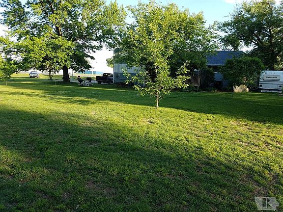 3rd image of 5723 Avenue O