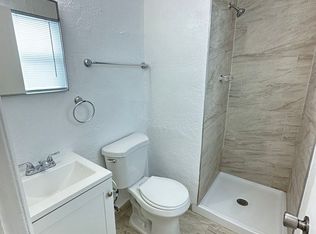 539 NW 1st Ave APT 5, Hallandale Beach, FL 33009