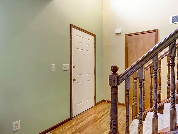 4th image of 2408 Rosina Dr