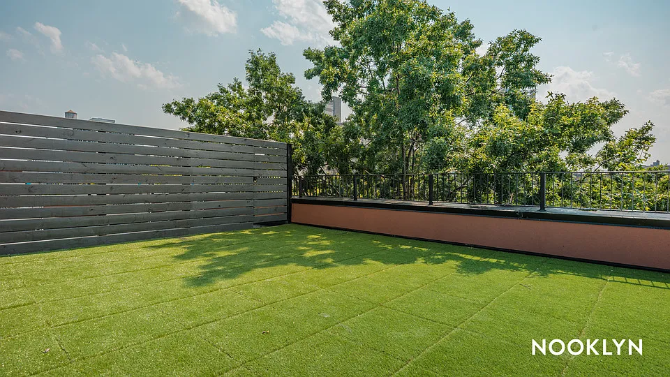 445 Vanderbilt Avenue — Photo 4