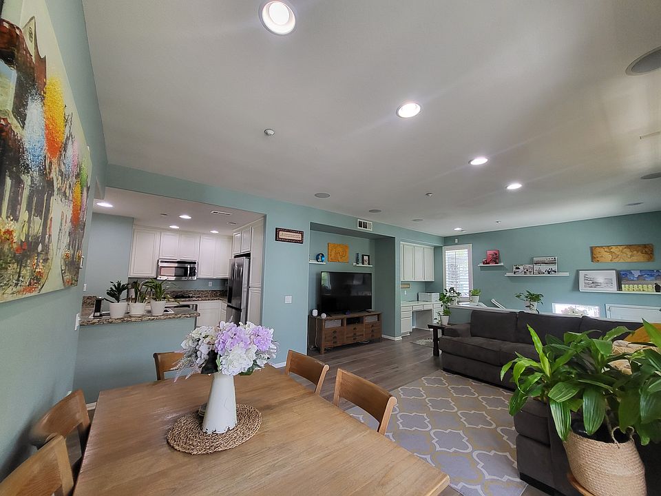 Full Living Area
