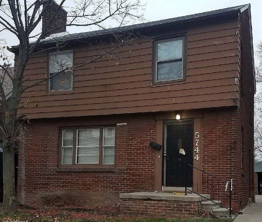5744 Whittier