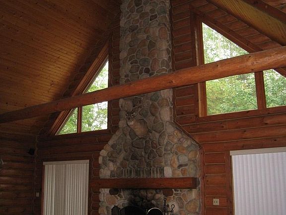 4th image of 6105 Bay Shore Ct