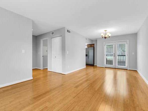 301 Summit Ridge Cir