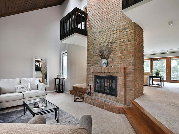 5th image of 1415 Windrush Cir