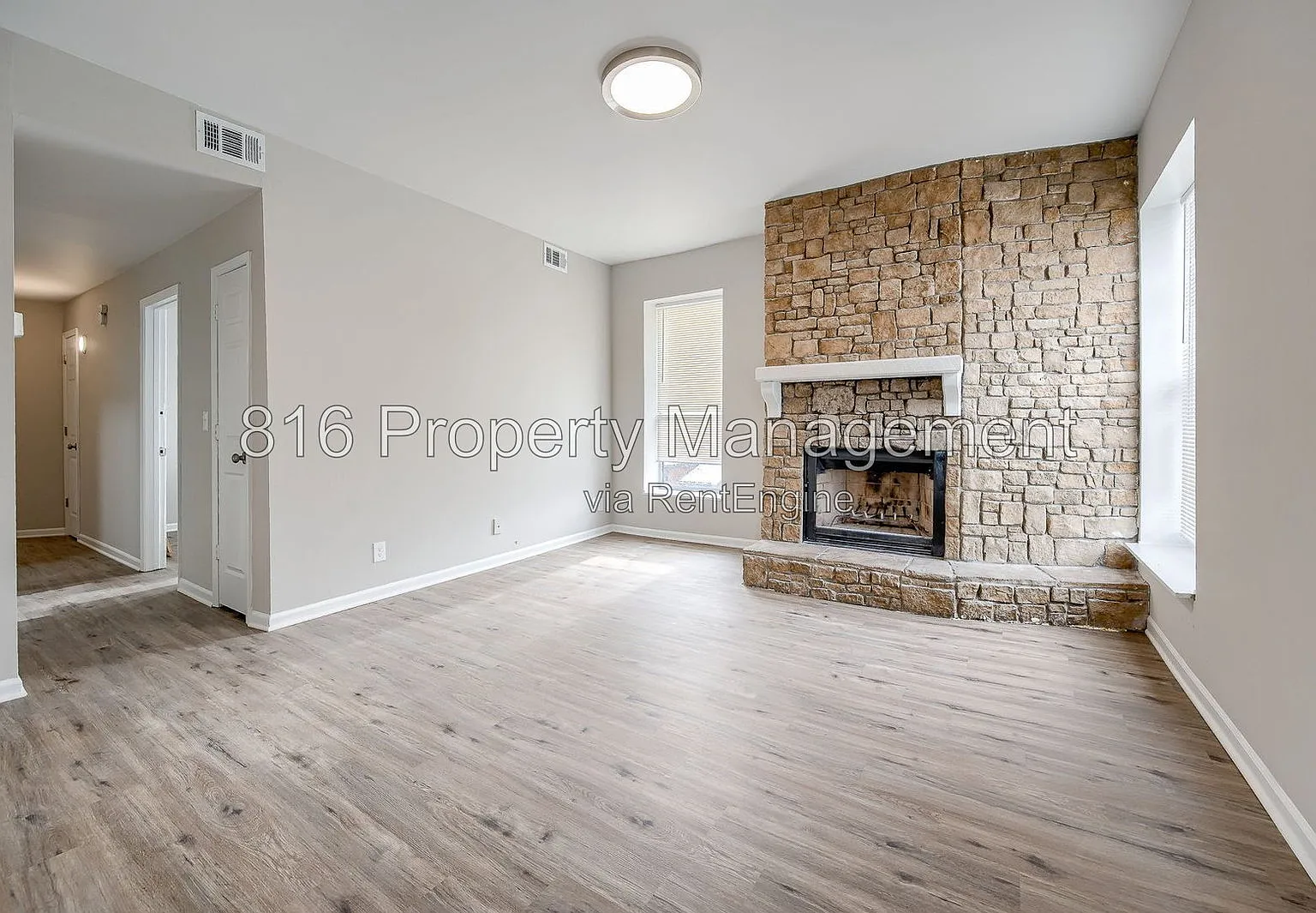 2 bed, 1.0 bath, 800 sqft, $975 — Photo 3