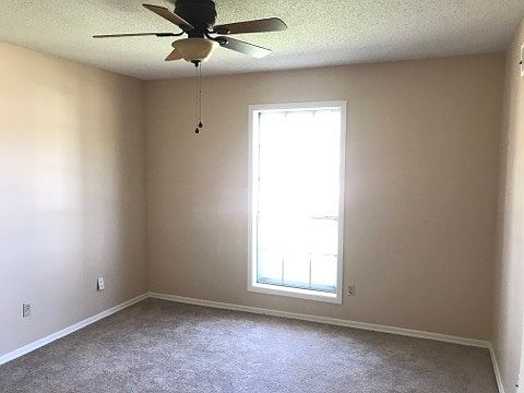4th image of 2007 Cranberry Dr