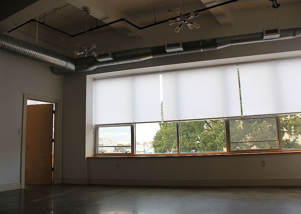Wall-to-wall windows!