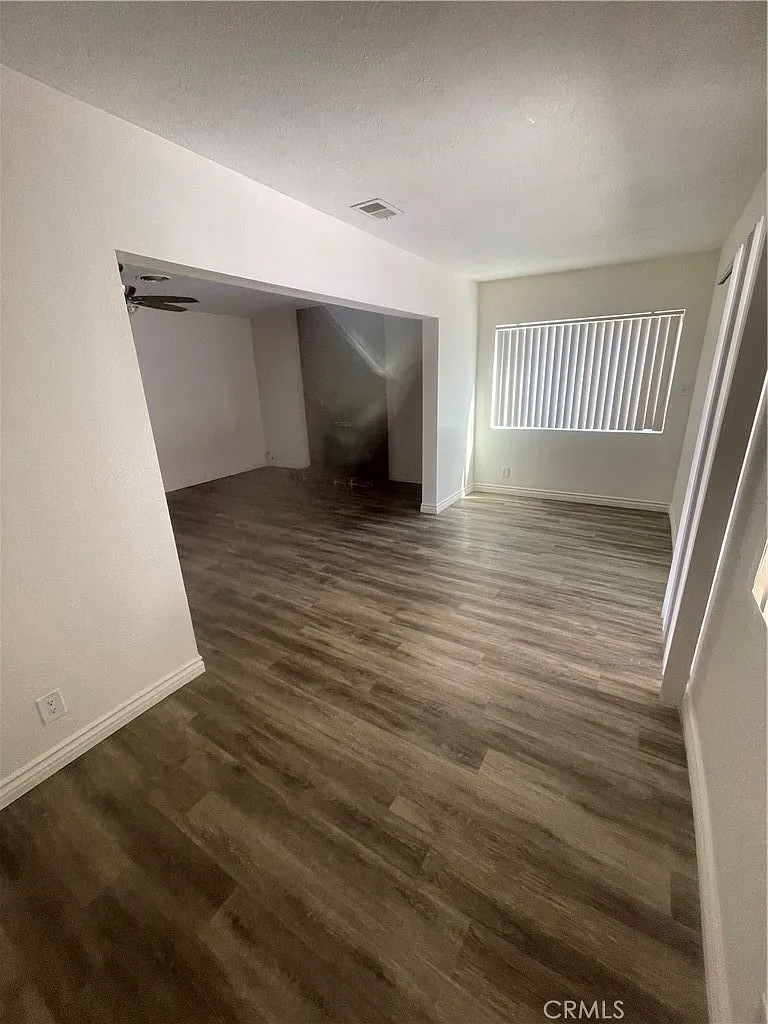 4 bed, 1339 sqft, $3,650 — Photo 2