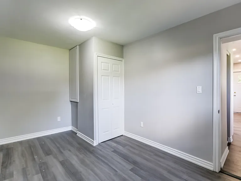 138 Memorial Ave #A — Photo 13