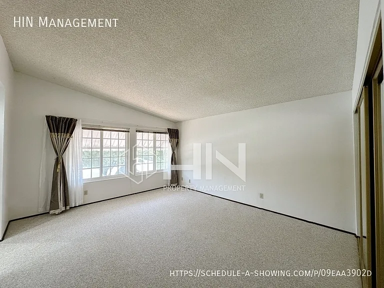 43000 Noria Rd #- — Photo 9