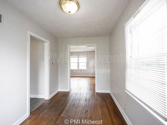 5th image of 1401 N Alton Ave