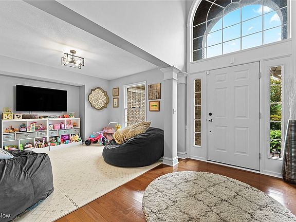 4th image of 2916 Alling Dr