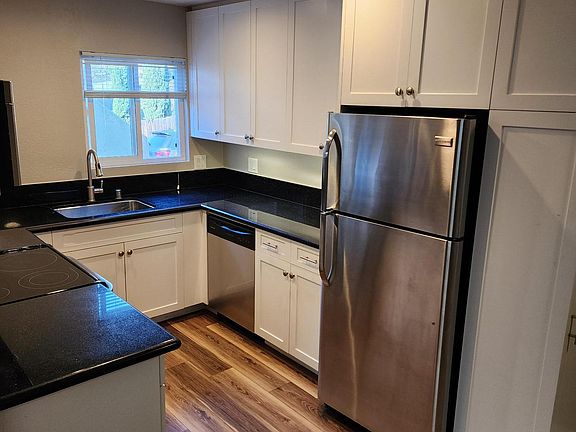 3rd image of 4840 W Mountain View Dr APT 7