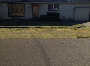 7221 10th Ave NE, Olympia, WA 98516