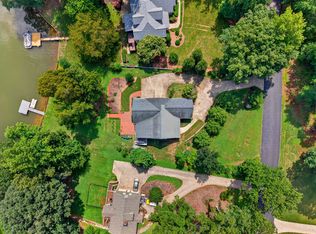 110 Lake Bowen Dr, Inman, SC 29349