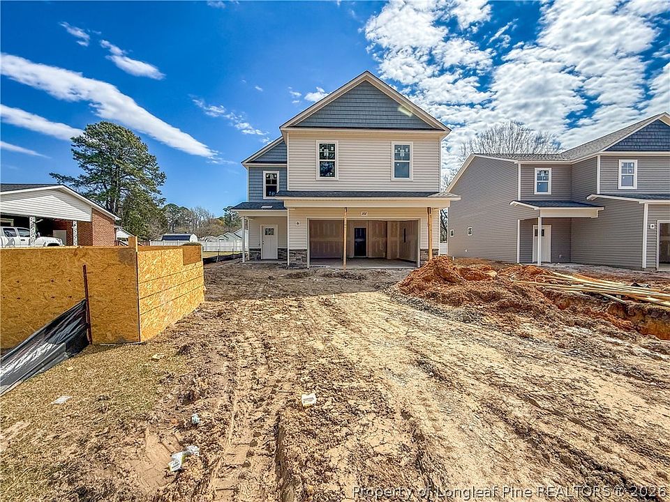 1st image of 207 4th St