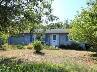 37 Carleton Ln, Centerville, MA 02632