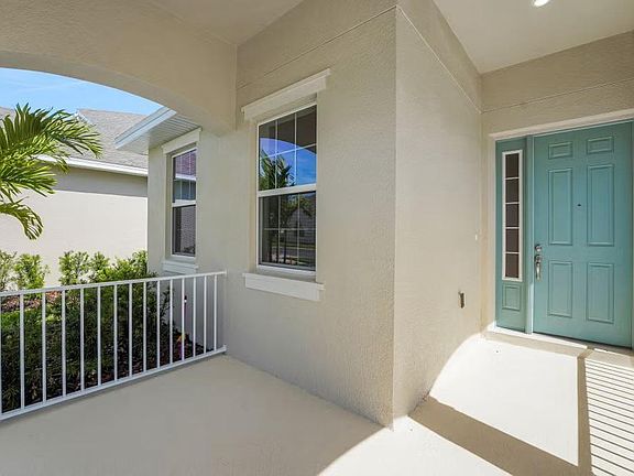 5th image of 15075 Tea Tree Dr