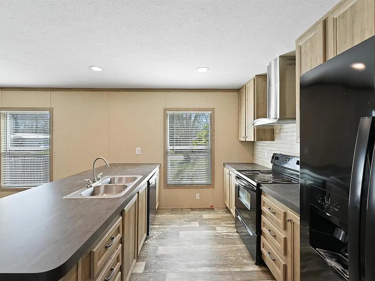 11744 Padok Rd — Photo 5