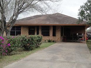 1st image of 310 Clarissa Ct