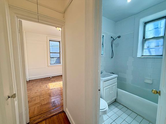 4th image of 19 Marine Ave APT 1A