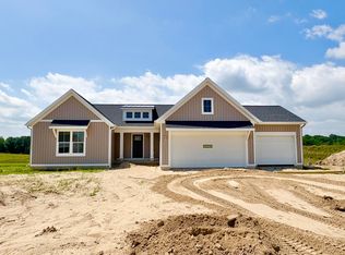 7093 Kettle Dale Ave SE, Alto, MI 49302