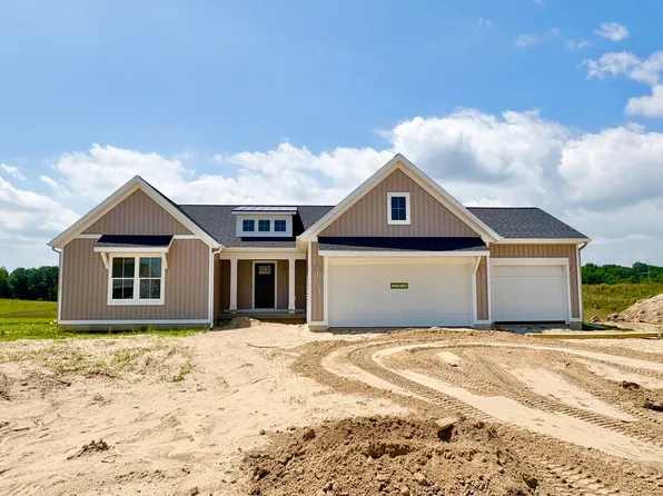 7093 Kettle Dale Ave SE, Alto, MI 49302