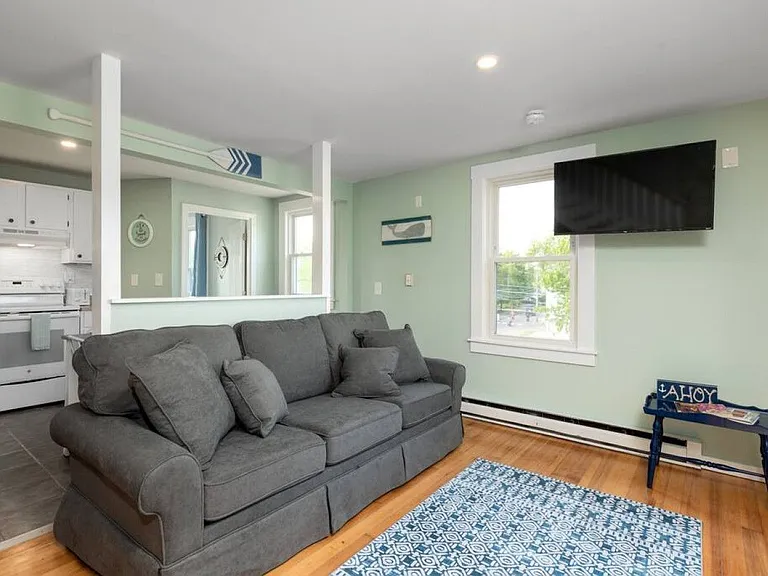 17 Tunis Ave #17 — Photo 12