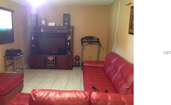 4th image of 3749 Country Ln