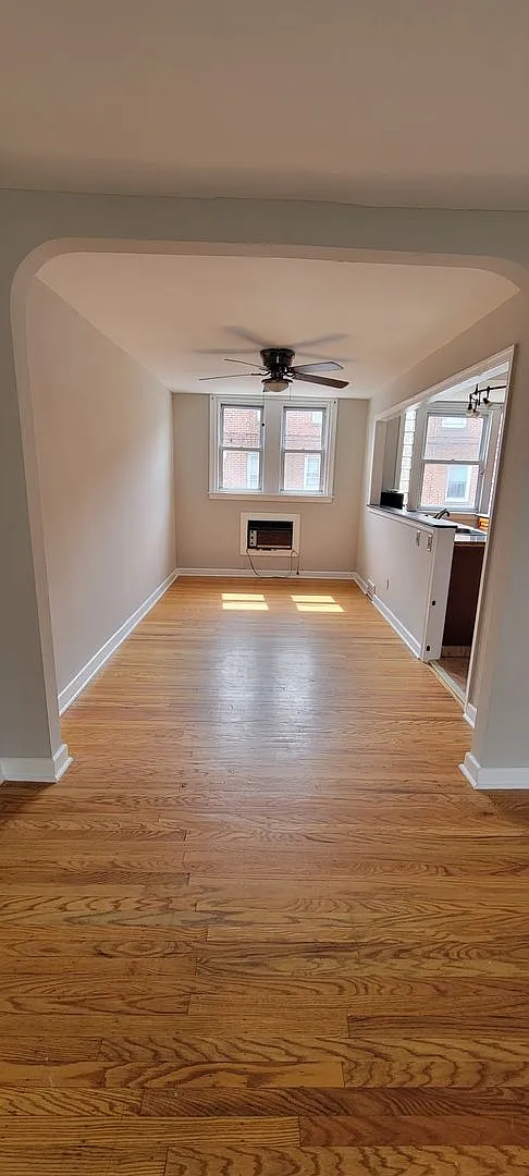 Beautiful Home - Holmesburg — Photo 3