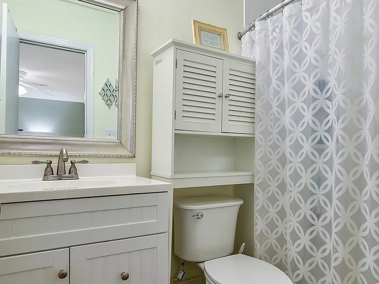 2598 Redfield Dr — Photo 10
