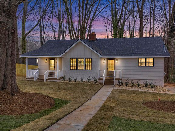 2nd image of 34 Meyers Ct